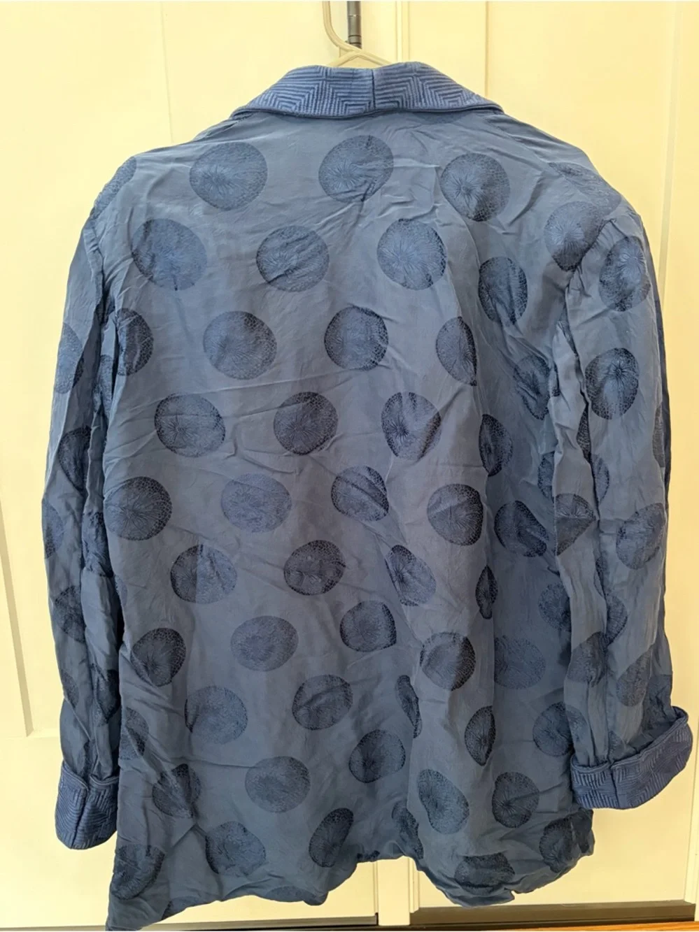 Ying Tai Co stunning silk